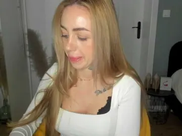 SEXYcoralie  live sex cam