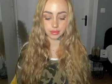 SEXYcoralie  live sex cam