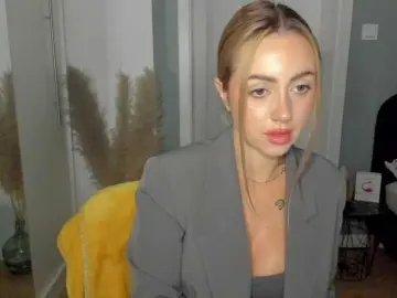 SEXYcoralie  live sex cam