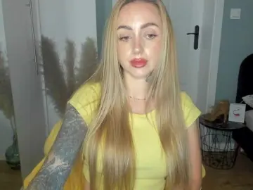 SEXYcoralie  live sex cam