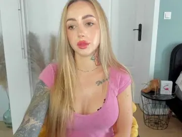 SEXYcoralie  live sex cam