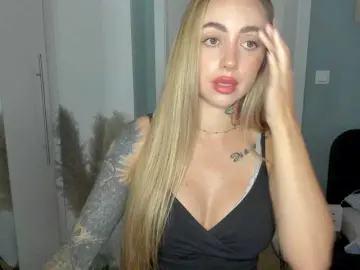 SEXYcoralie  live sex cam