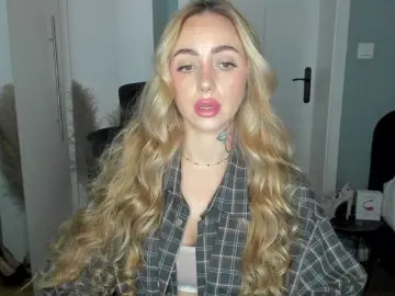 SEXYcoralie  live sex cam