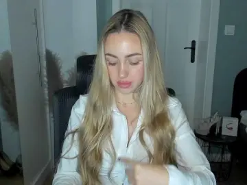 SEXYcoralie  live sex cam