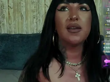 SierraQuinn  live sex cam
