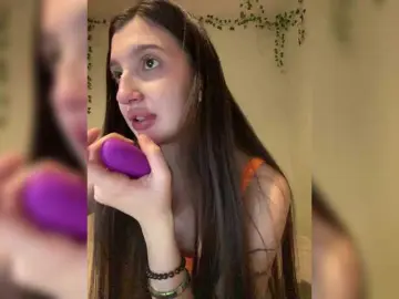 Yaguana  live sex cam