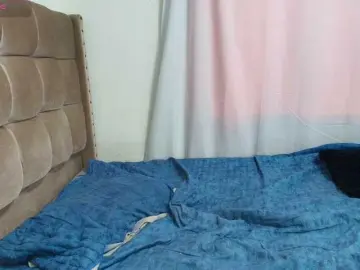 Zafiro77  live sex cam
