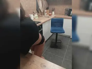 Athleticcwoman  live sex cam