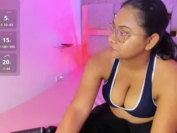 Playful-violet  live sex cam