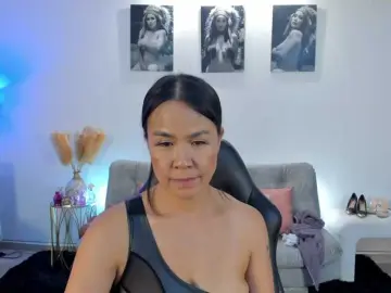 Puiyee13  live sex cam