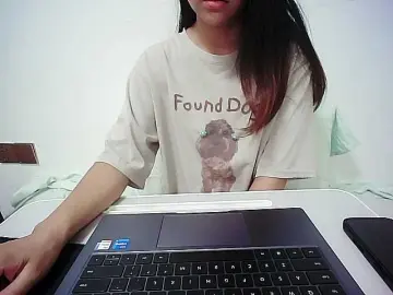 Cherry-baby  live sex cam