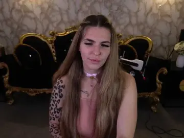 DanielaReign  live sex cam
