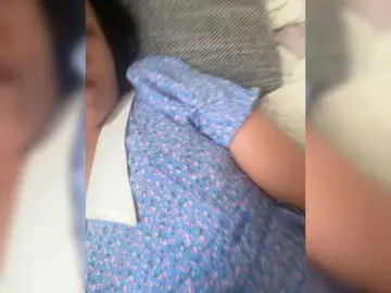 Lessa-voxx  live sex cam