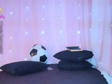 SunnyGilmore  live sex cam