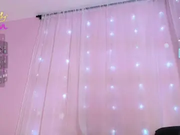 SunnyGilmore  live sex cam
