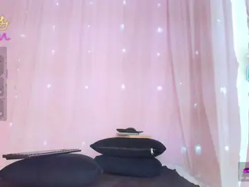 SunnyGilmore  live sex cam