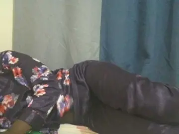 SweetOmma  live sex cam