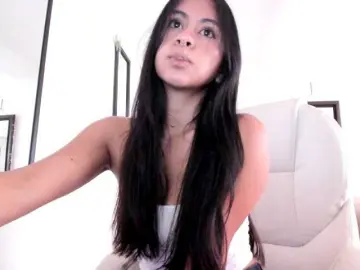 Apretty  live sex cam