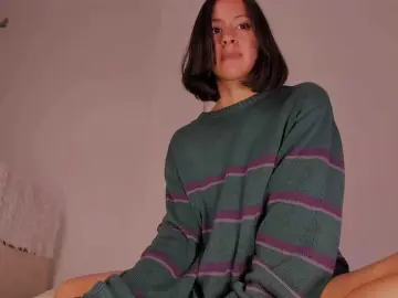 Apretty  live sex cam