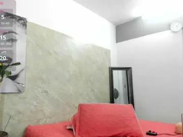 Cloeerabbyt  live sex cam