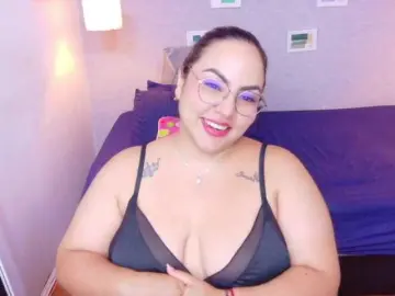Curvy-sexyvalen  live sex cam