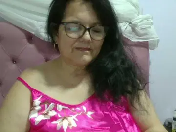 Kassandra02  live sex cam