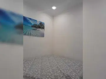 Mery8poppins  live sex cam