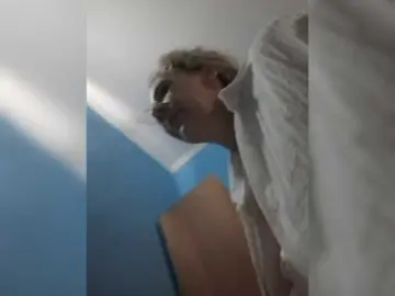 Mery8poppins  live sex cam