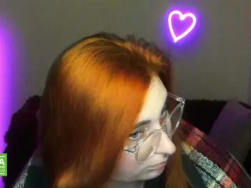 Aliciaredluv  live sex cam