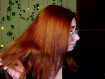 Aliciaredluv  live sex cam