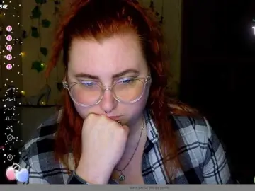 Aliciaredluv  live sex cam