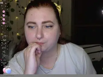 Aliciaredluv  live sex cam