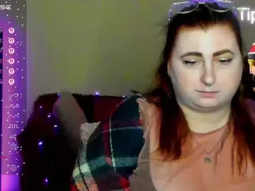 Aliciaredluv  live sex cam