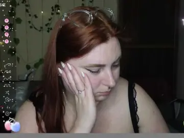 Aliciaredluv  live sex cam