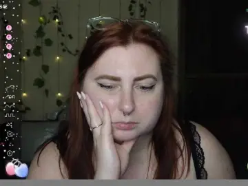 Aliciaredluv  live sex cam