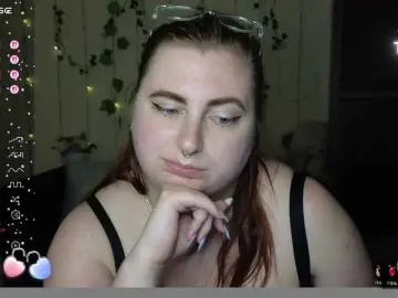 Aliciaredluv  live sex cam