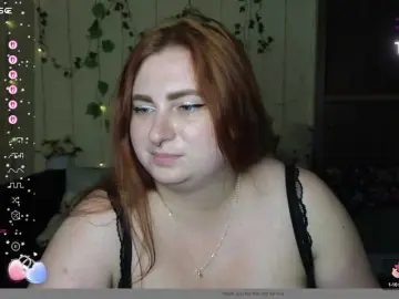 Aliciaredluv  live sex cam