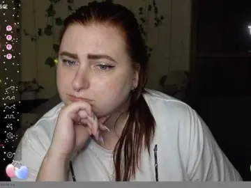 Aliciaredluv  live sex cam