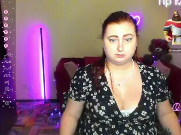 Aliciaredluv  live sex cam