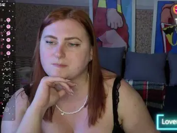 Aliciaredluv  live sex cam