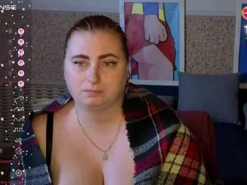 Aliciaredluv  live sex cam