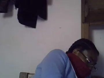 Angelinah75  live sex cam