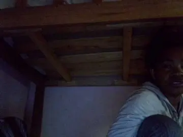 Angelinah75  live sex cam