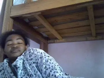 Angelinah75  live sex cam