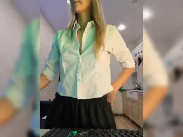 GORIGLAZ  live sex cam