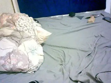Hornyvibes  live sex cam
