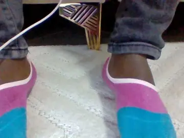 Juanitamami  live sex cam