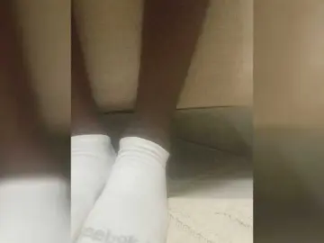 Juanitamami  live sex cam