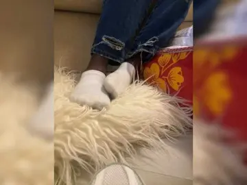 Juanitamami  live sex cam