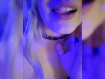 VirginiaSlims00  live sex cam